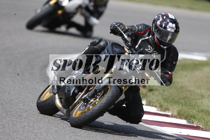 /Archiv-2025/49 26.08.2025 Cornu Master School ADR/blau-bleu/29